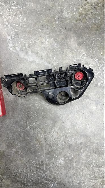 Бампер Toyota at lalafo.kg Бампер Toyota