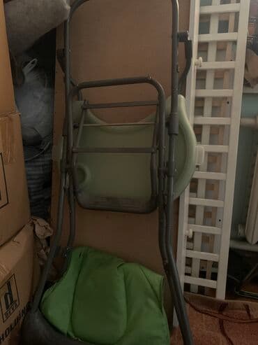 детскую мебель: Детская односпальная кровать, Б/у, Для девочки, Для мальчика, С матрасом, Дерево, Самовывоз — 2