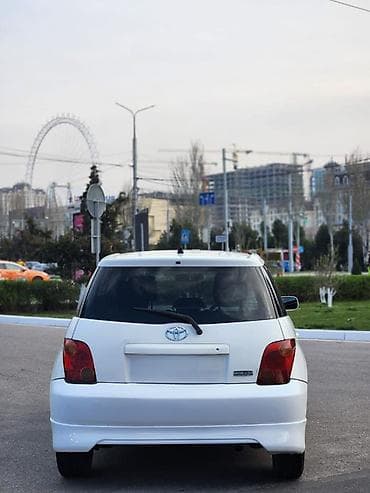 чехол на тайота ист: Toyota Ist: 2003 г., Автомат, Бензин, Хэтчбэк — 2