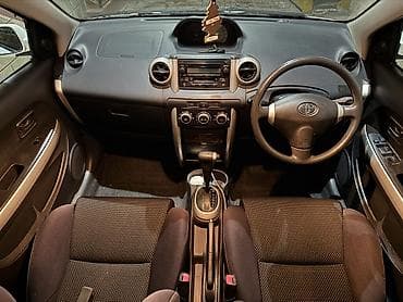 менаю авто: Toyota Ist: 2003 г., 1.3 л, Автомат, Бензин, Хэтчбэк — 3