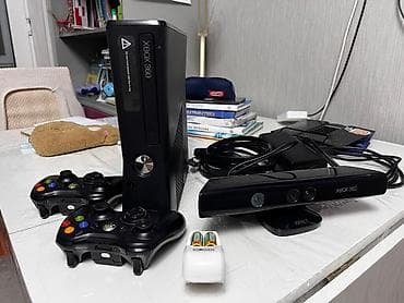 Игровая консоль Xbox 360 (модель Slim) kinect в комплекте. Состав