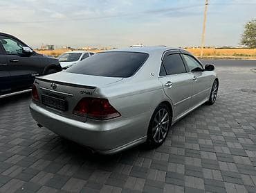 Toyota Crown: 2004 г., Автомат, Бензин — 5