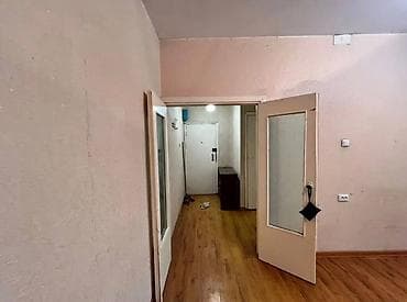 105: 1 комната, 34 м², 5 мкр 105 серия, 1 этаж, Косметический ремонт — 5