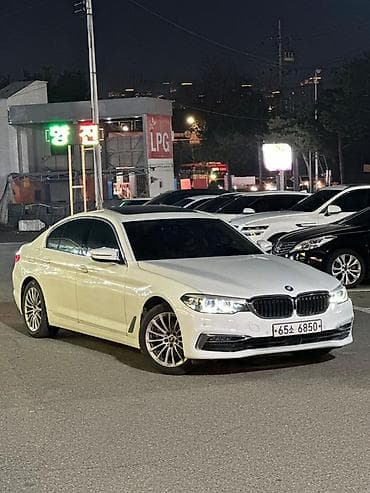 BMW 520: 2019 г., 2 л, Автомат, Бензин, Седан