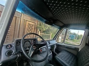 голиф 2: Mercedes-Benz T1: 1991 г., 3 л, Механика, Дизель, Бус — 5