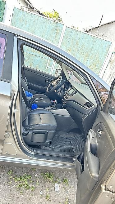 кия рие: Kia Carens: 2018 г., 2 л, Автомат, Газ, Минивэн — 7