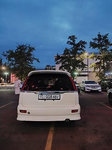 Honda Stream: 2002 г., 2 л, Автомат, Бензин, Минивэн — 6