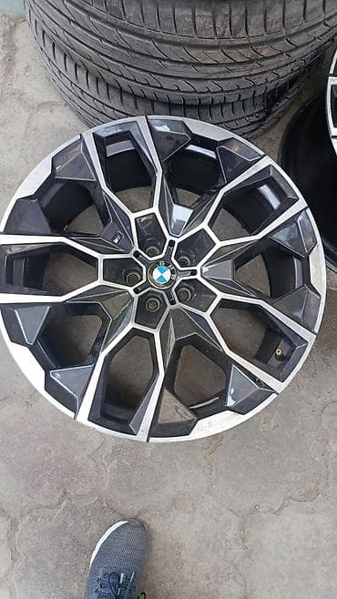 performance: Литые Диски R 22 BMW, Комплект, отверстий - 5, Б/у — 1