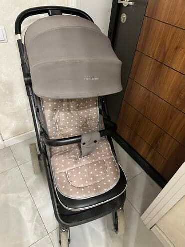 прогулочная детская коляска: Коляска, цвет - Серебристый, Б/у — 2