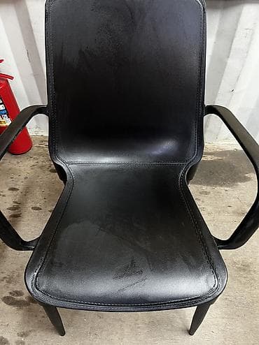 бу кресло для компьютера: Офисный стул, Б/у, цвет - Черный, Другой материал — 2