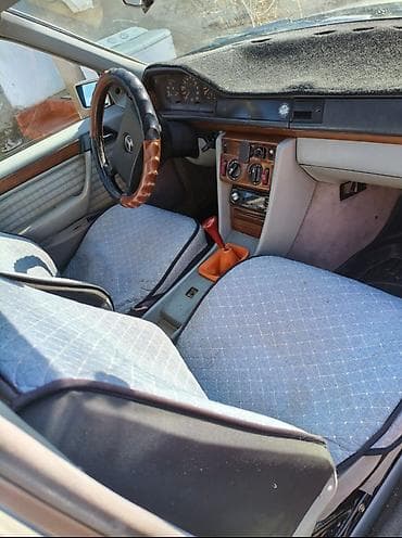 Mercedes-Benz W124: 1990 г., 3.2 л, Кол менен иштөөчү, Бензин, Седан — 1