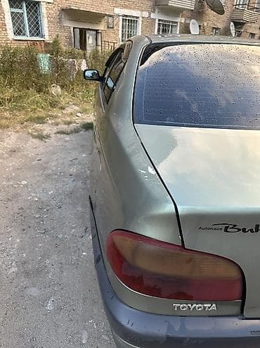 мотор мотоцикл: Toyota Avensis: 2000 г., 2 л, Механика, Дизель, Седан — 6
