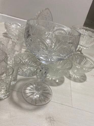 набор для перемещения мебели: Набор из прозрачного резного стекла/хрусталя с классическим гранёным — 12