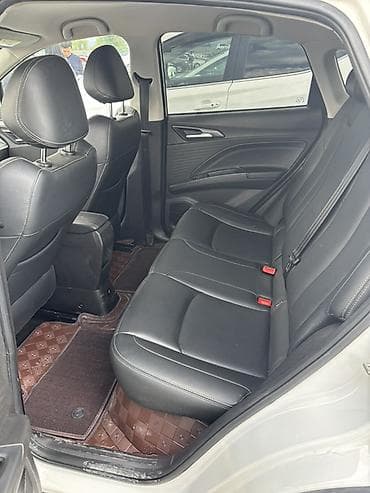 продаю lexus 330: Электромобиль NETA V
 Срочно продаю!!! 
Есть торг!!!
Запас хода 330 — 5