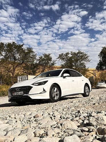 Продажа авто: Hyundai Sonata: 2019 г., 2 л, Автомат, Бензин, Седан — 1