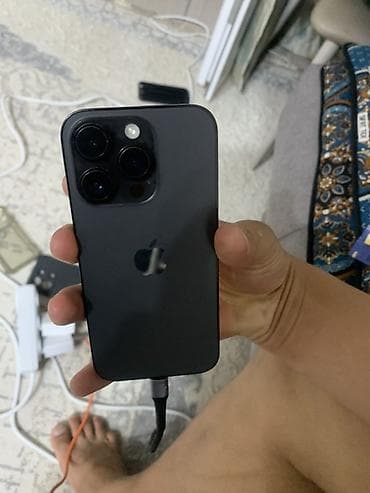 iphone 1e pro: IPhone 14 Pro, Б/у, 256 ГБ, Черный, Кабель, 77 % — 9