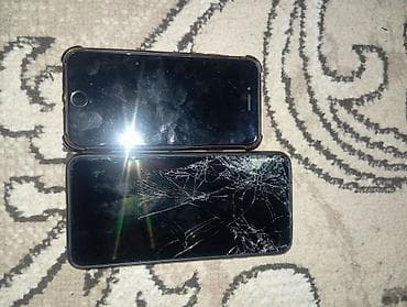 Два смартфона для запчастей: 1) Apple iPhone (серия с кнопкой Home