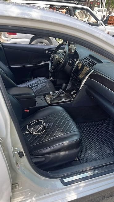 Продажа авто: Toyota Camry: 2017 г., Автомат, Бензин — 8