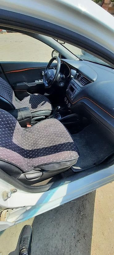 электро байк: Kia Rio: 2015 г., 1.6 л, Автомат, Бензин, Седан — 6