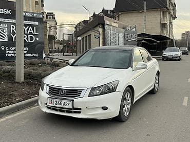 Honda Accord: 2010 г., 3.5 л, Автомат, Бензин, Седан at lalafo.kg Honda Accord: 2010 г., 3.5 л, Автомат, Бензин, Седан