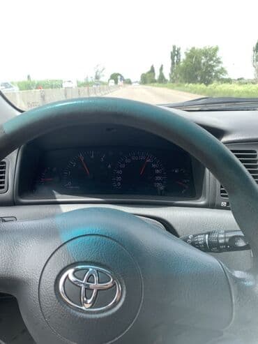 детские вещи хорошие: Toyota Corolla: 2004 г., 2 л, Механика, Дизель — 2
