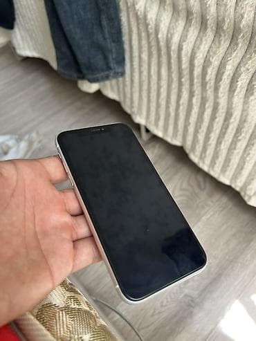 phone 15: IPhone Xr, 64 ГБ, Белый — 3