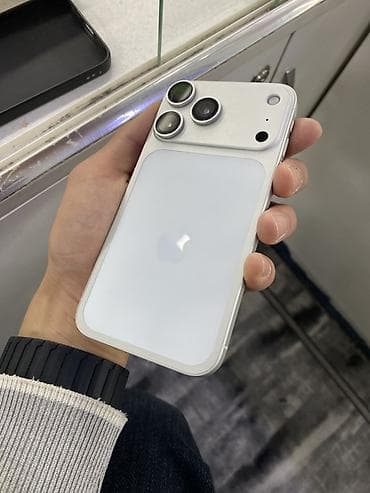 IPhone Xr, 128 ГБ, Белый, Чехол, 81 %
