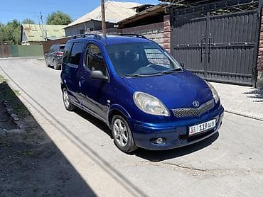 Toyota Yaris Verso: 2005 г., 1.3 л, Механика, Бензин, Минивэн — 3