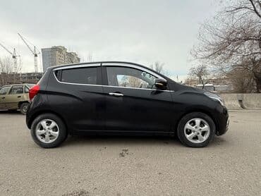 spar: Chevrolet Spark: 2016 г., 1 л, Автомат, Бензин, Хэтчбэк — 2