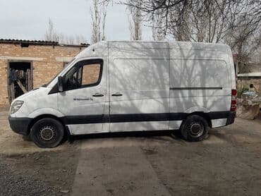 двигатель тойота ист 1.3 бишкек: Легкий грузовик, Mercedes-Benz, Стандарт, 3 т, Б/у — 2