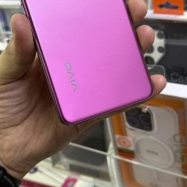 Vivo Б/у, 256 ГБ, цвет - Розовый, 1 SIM, 2 SIM, eSIM — 3