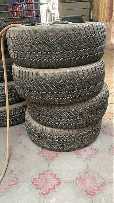 Комплект зимних шин (4 шт.) - Тип: зимние, ошипованные (STUDDABLE; на