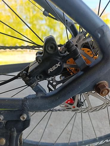 борт 6 метр: Горный велосипед, Merida, Рама M (156 - 178 см), Алюминий — 4