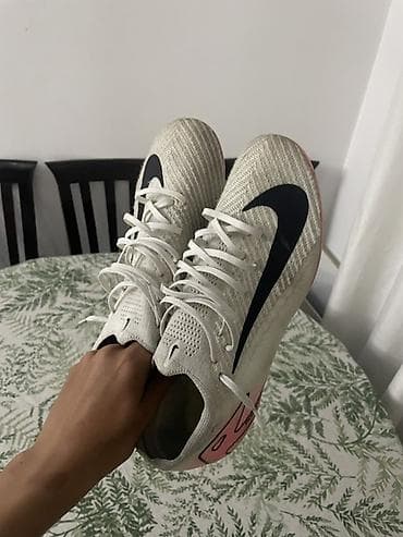 волейбольный обувь: Футбольные бутсы Nike Zoom Mercurial Vapor 15 Размер : 43 - Тип — 2