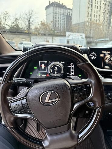 ls 400: Lexus ES: 2020 г., 2.5 л, Вариатор, Гибрид, Седан — 10