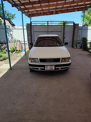 Унаа: Audi 80: 1993 г., 2 л, Кол менен иштөөчү, Газ, Седан — 4