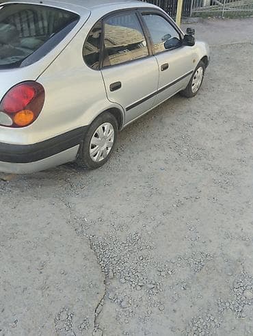 королла 1998: Toyota Corolla: 1998 г., 1.6 л, Автомат, Бензин, Хэтчбэк — 5