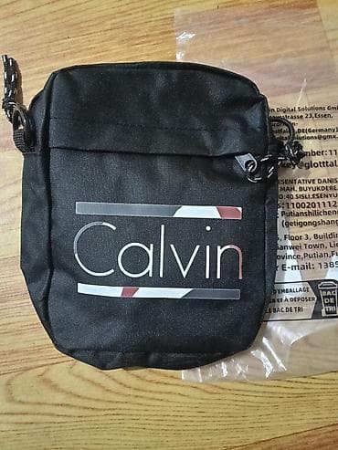 Компактная сумка через плечо Calvin (надпись на передней стороне). -