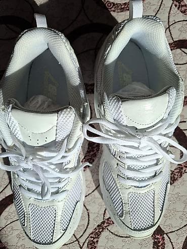 одежда для спорта: Мужские кроссовки, 43, New Balance, Новый, цвет - Белый, Самовывоз — 5