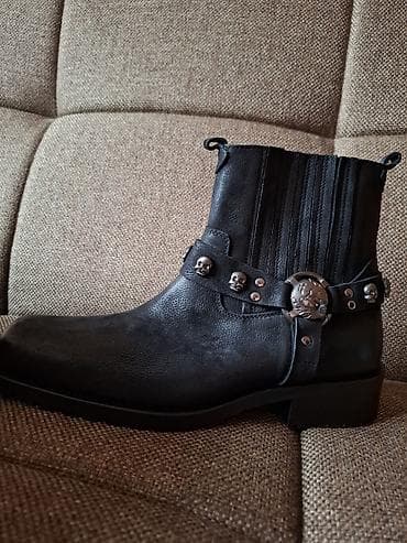 баш кайынды: Продаю деми сапоги 41 размер, мужские новые заказали из Турции — 1