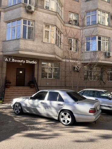 шины на r13: Mercedes-Benz E-Class: 1995 г., 3.2 л, Автомат, Газ, Седан — 1