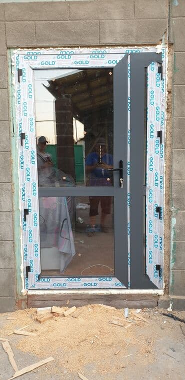 шкаф для документов со стеклом: Окна двери Алюминиевые Пластиковые Окна Двери Витражи Перегородки — 12