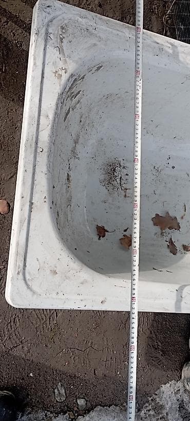 душевые поддоны: Металлическая ванна прямоугольной формы. - Материал: чугун с эмалевым — 3