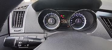 Hyundai Sonata: 2011 г., 2 л, Автомат, Бензин, Седан — 8
