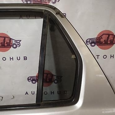 Форточка задняя левая Honda CR‑V RD4 (2002 г.), двигатель K20A