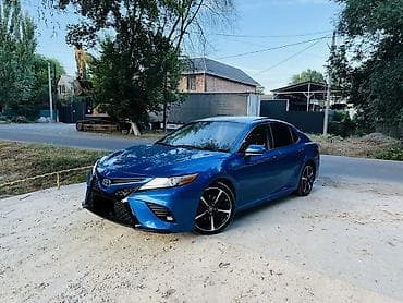 бизнес машина: Toyota Camry: 2018 г., 3.5 л, Автомат, Бензин, Седан — 2