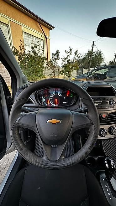 techno spark: Chevrolet Spark: 2019 г., 1 л, Автомат, Бензин, Хэтчбэк — 3