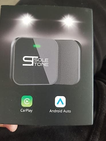 SoleStone PL8 — беспроводной Smart Car Box для CarPlay/Android Auto