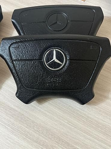 red cell: Руль Mercedes-Benz 1995 г., Б/у — 1