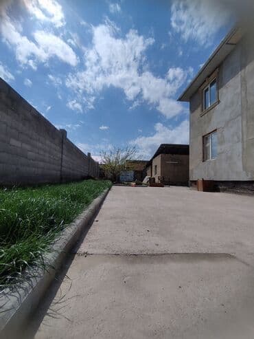 новые домики в ала арче: Дом, 100 м², 6 комнат, Собственник, ПСО (под самоотделку) — 2